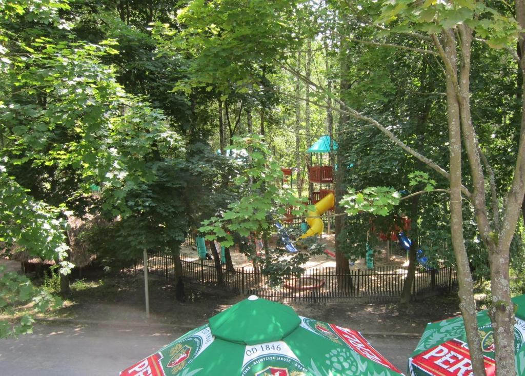 Resort Piaseczno Rozpłucie Exteriör bild