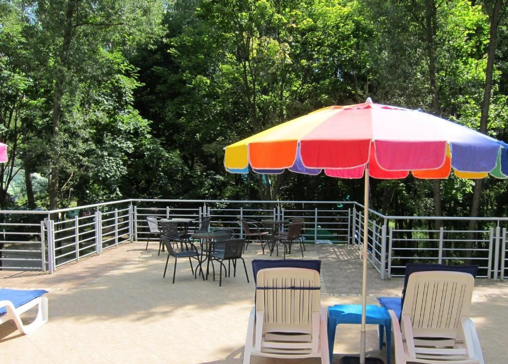 Resort Piaseczno Rozpłucie Exteriör bild