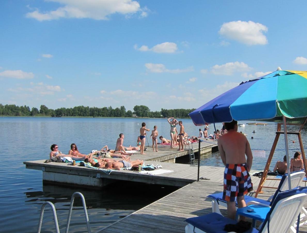Resort Piaseczno Rozpłucie Exteriör bild